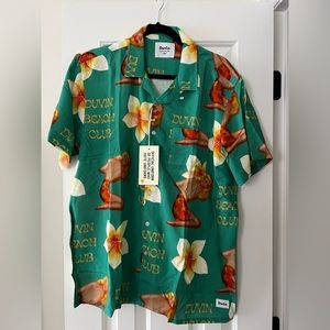 Duvin Beach Club Button up